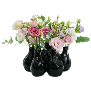 Τouching vases with colorful lisianthus